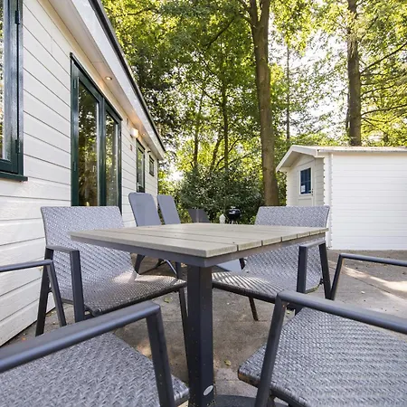 Voor Stellen Met Whirlpool En Sauna Voor Ontspanning
