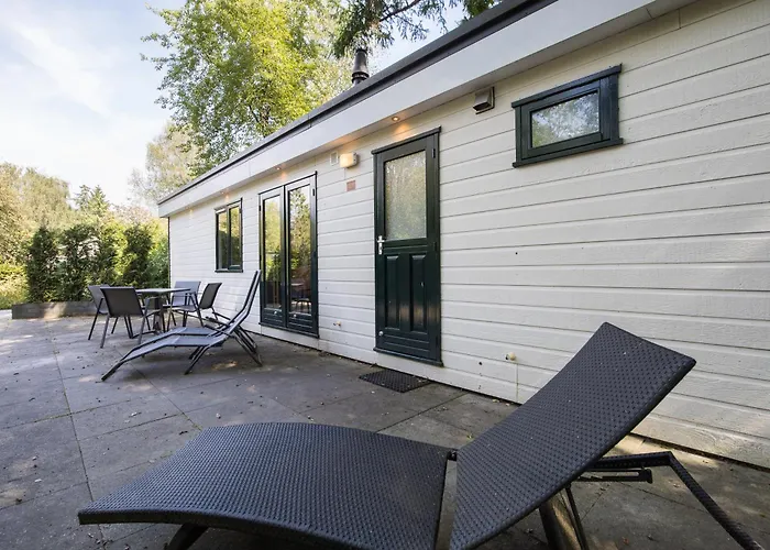 H15, Sauna- En Wellnesschalet Geschikt Voor 2 Personen * Epe
