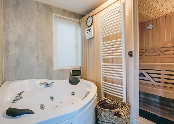 H15, Sauna- En Wellnesschalet Geschikt Voor 2 Personen Lägenhet *