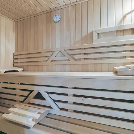 Voor Stellen Met Whirlpool En Sauna Voor Ontspanning *